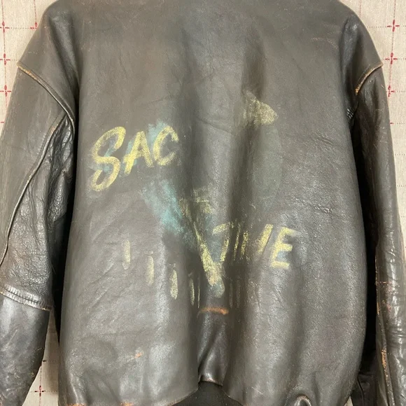 Vintage Avirex Jack Of All Raids Sack Time Nose Art A2 XL Leather Bomber Jacket - Picture 6 of 16